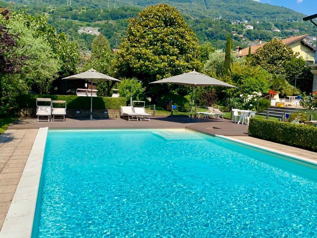 Iris 2 Lago Di Como Dongo Zewnętrze zdjęcie