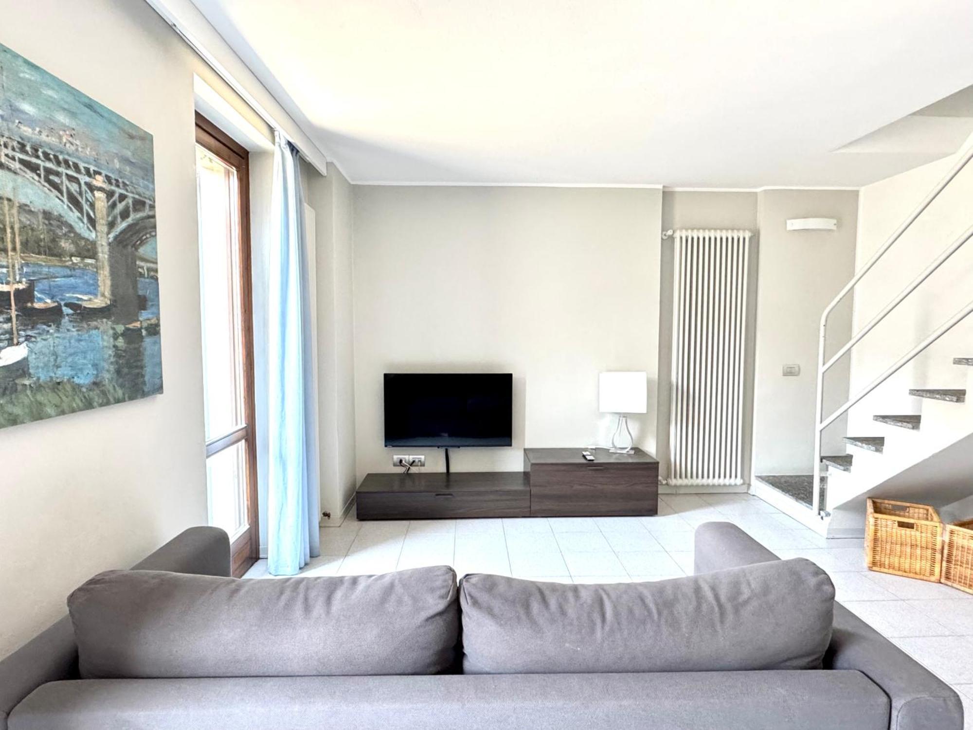 Iris 2 Lago Di Como Dongo Zewnętrze zdjęcie
