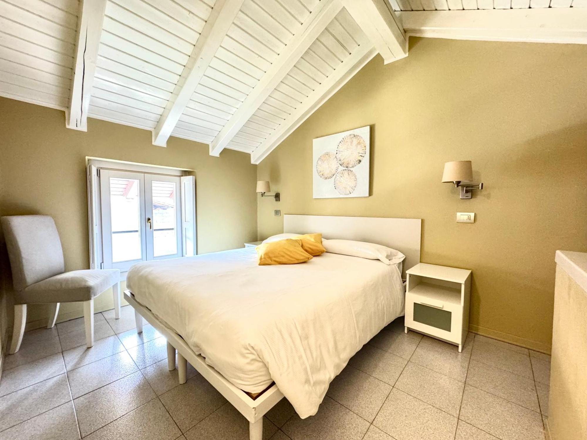Iris 2 Lago Di Como Dongo Zewnętrze zdjęcie